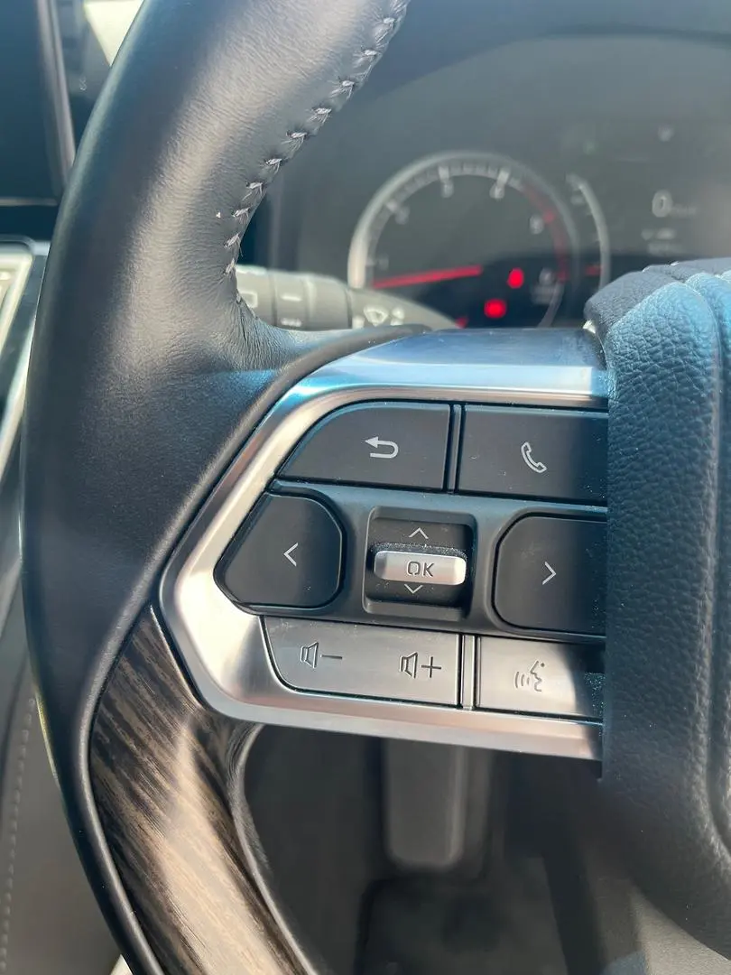 2022 Toyota Landcruiser Gallery Image 24