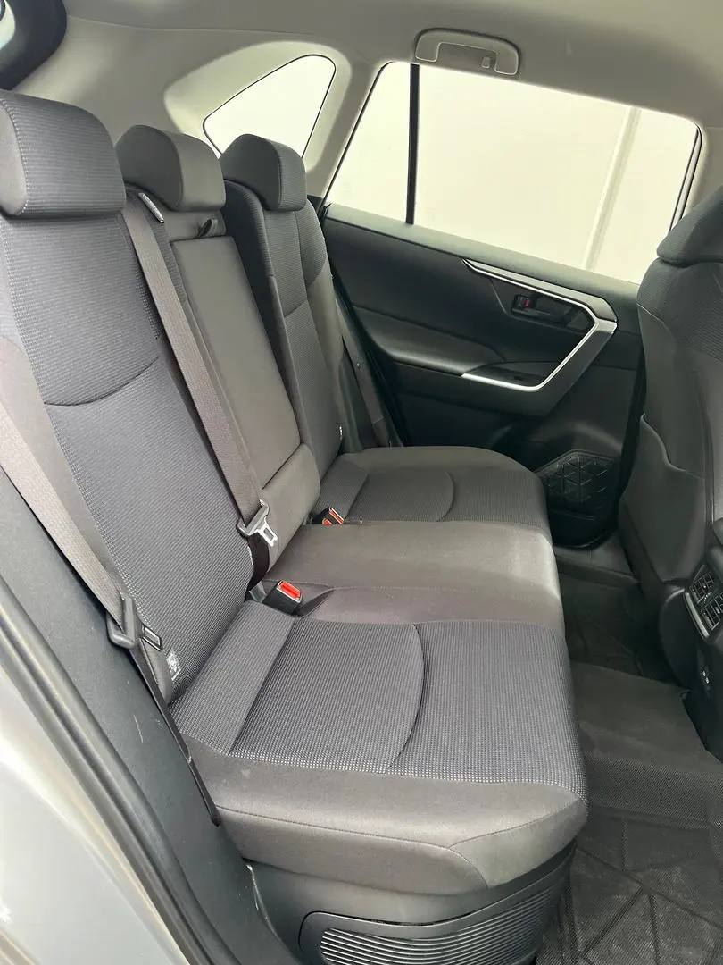 2023 Toyota RAV4 Gallery Image 15