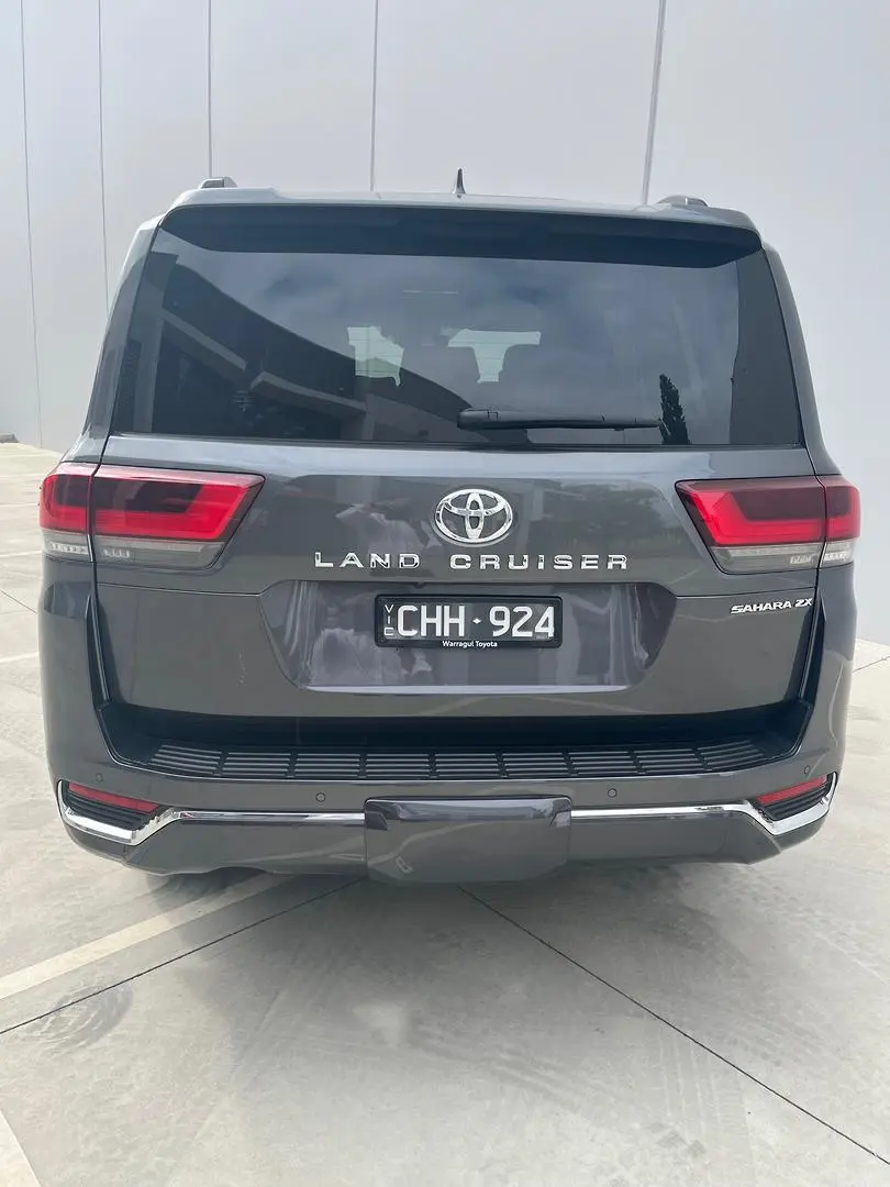 2023 Toyota Landcruiser Gallery Image 12