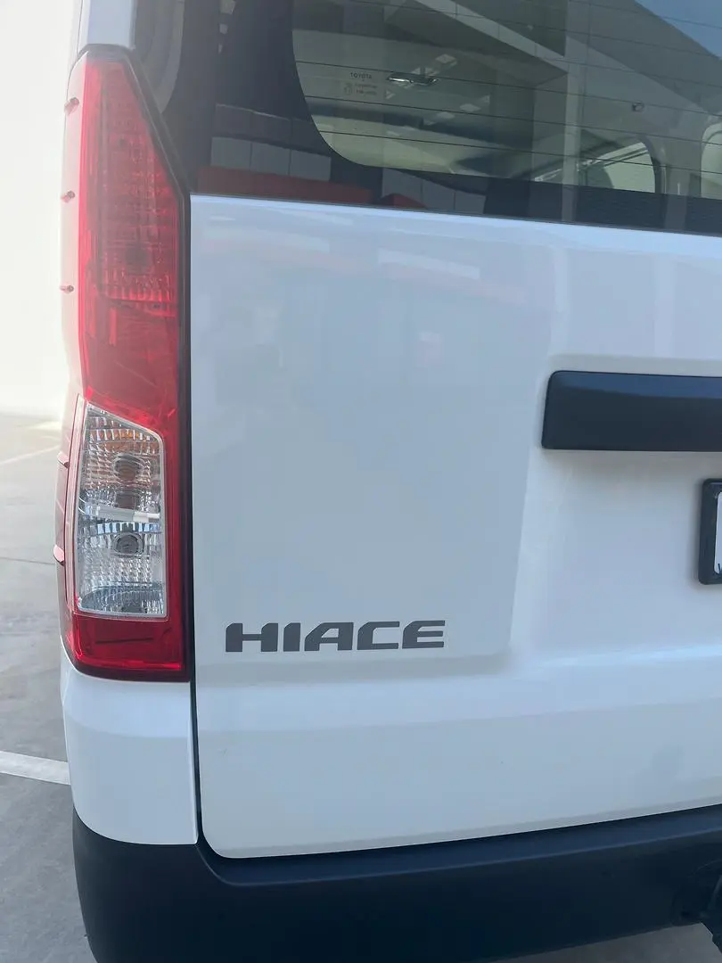 2021 Toyota Hiace Gallery Image 11