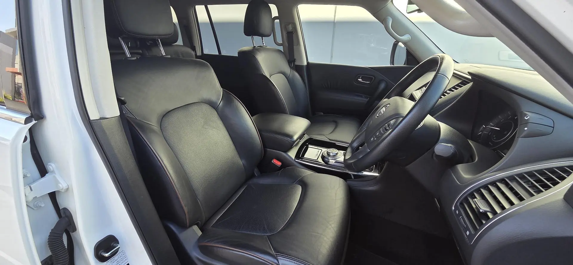 2024 Nissan Patrol Gallery Image 16