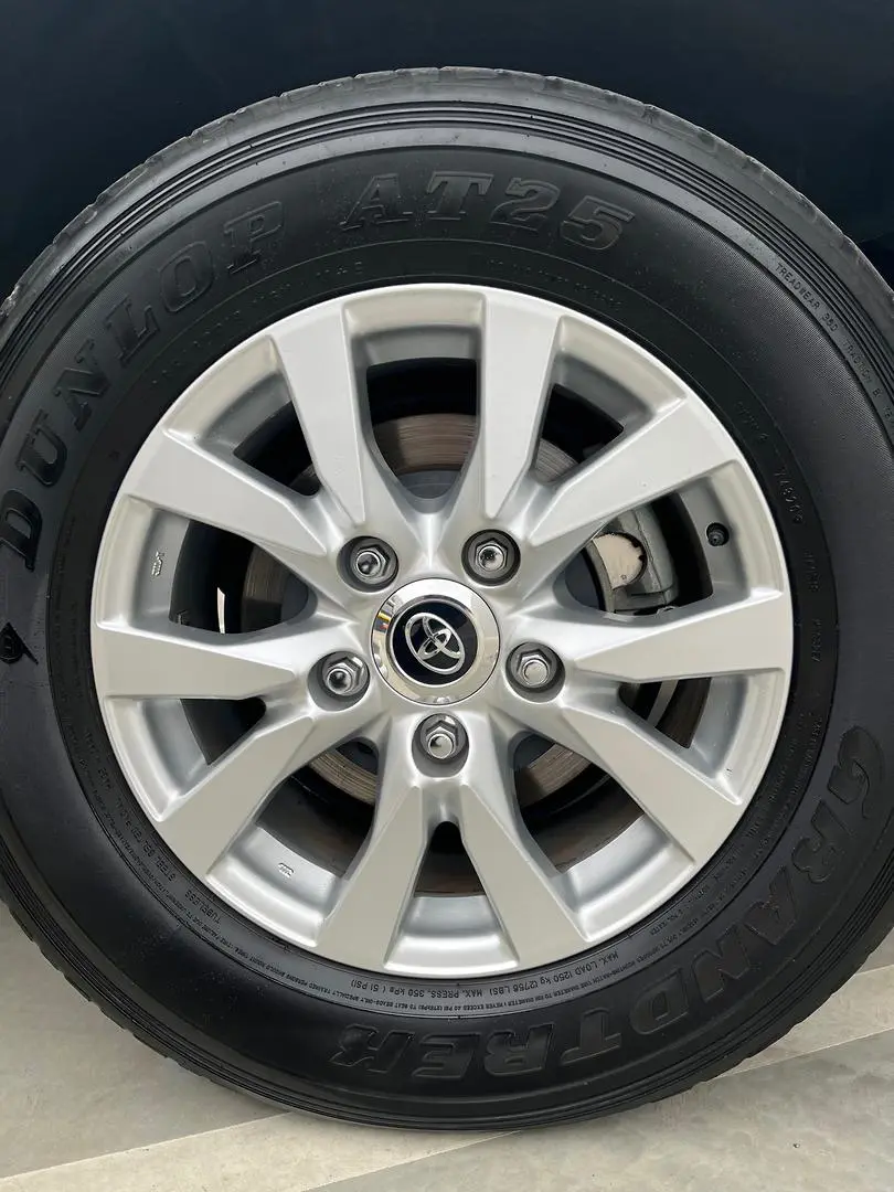 2021 Toyota Landcruiser Gallery Image 5