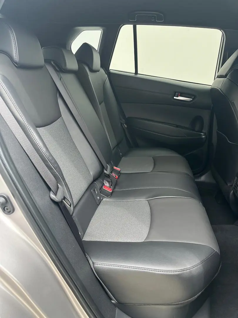 2025 Toyota Corolla Cross Gallery Image 15