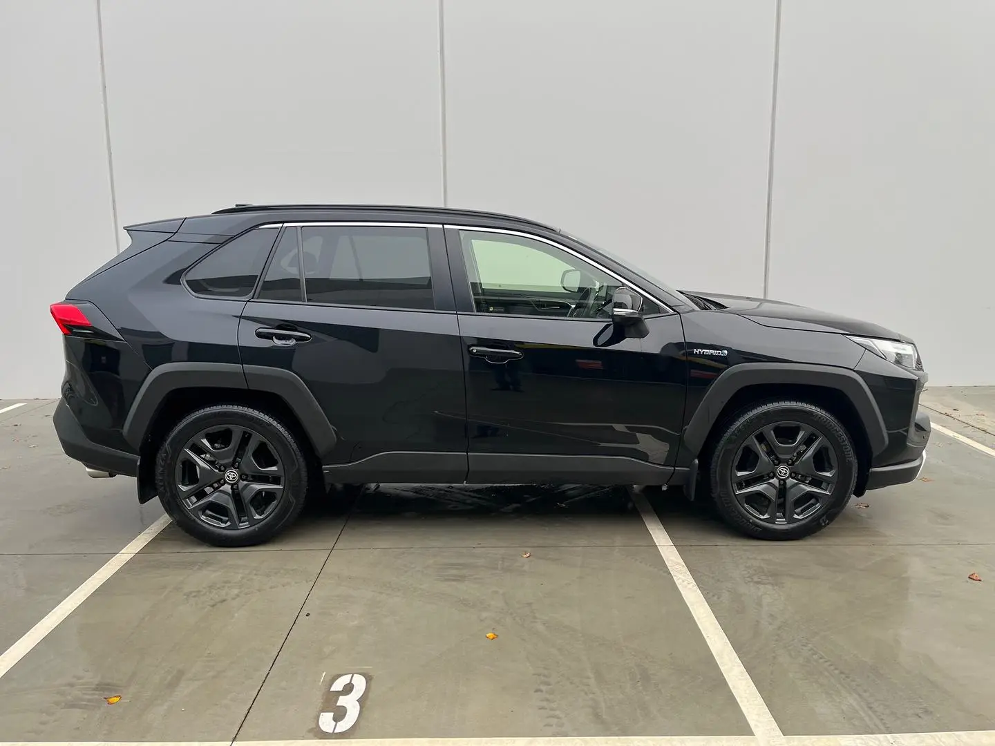 2024 Toyota RAV4 Gallery Image 26