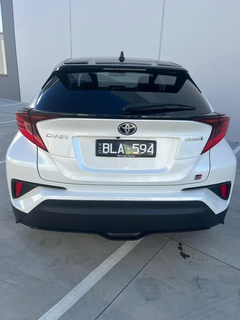 2021 Toyota C-HR Gallery Image 10