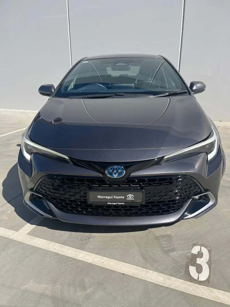 2023 Toyota Corolla Gallery Image 2