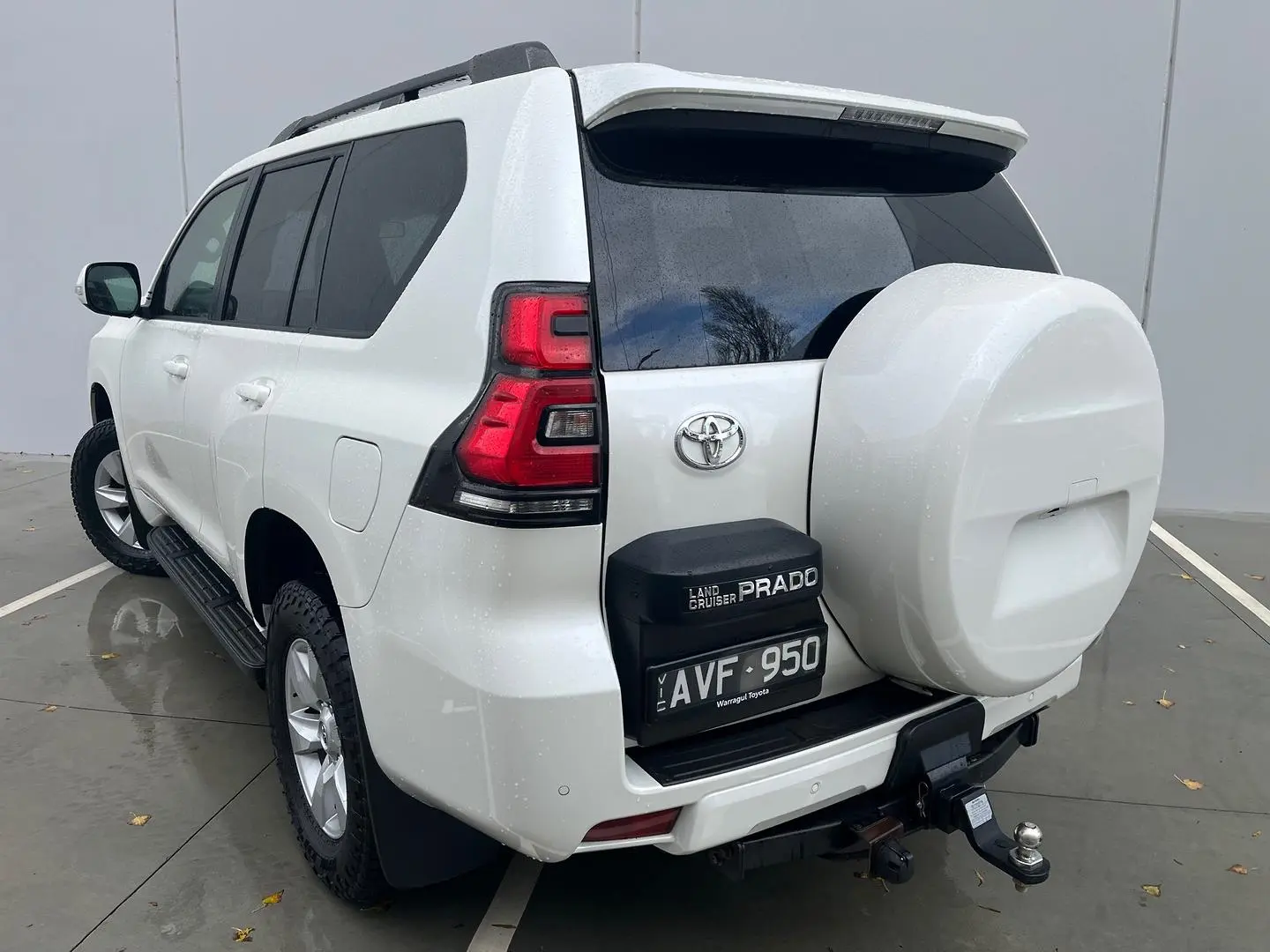 2018 Toyota Landcruiser Prado Gallery Image 10