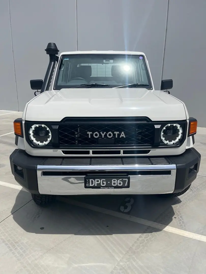 2025 Toyota Landcruiser Gallery Image 2