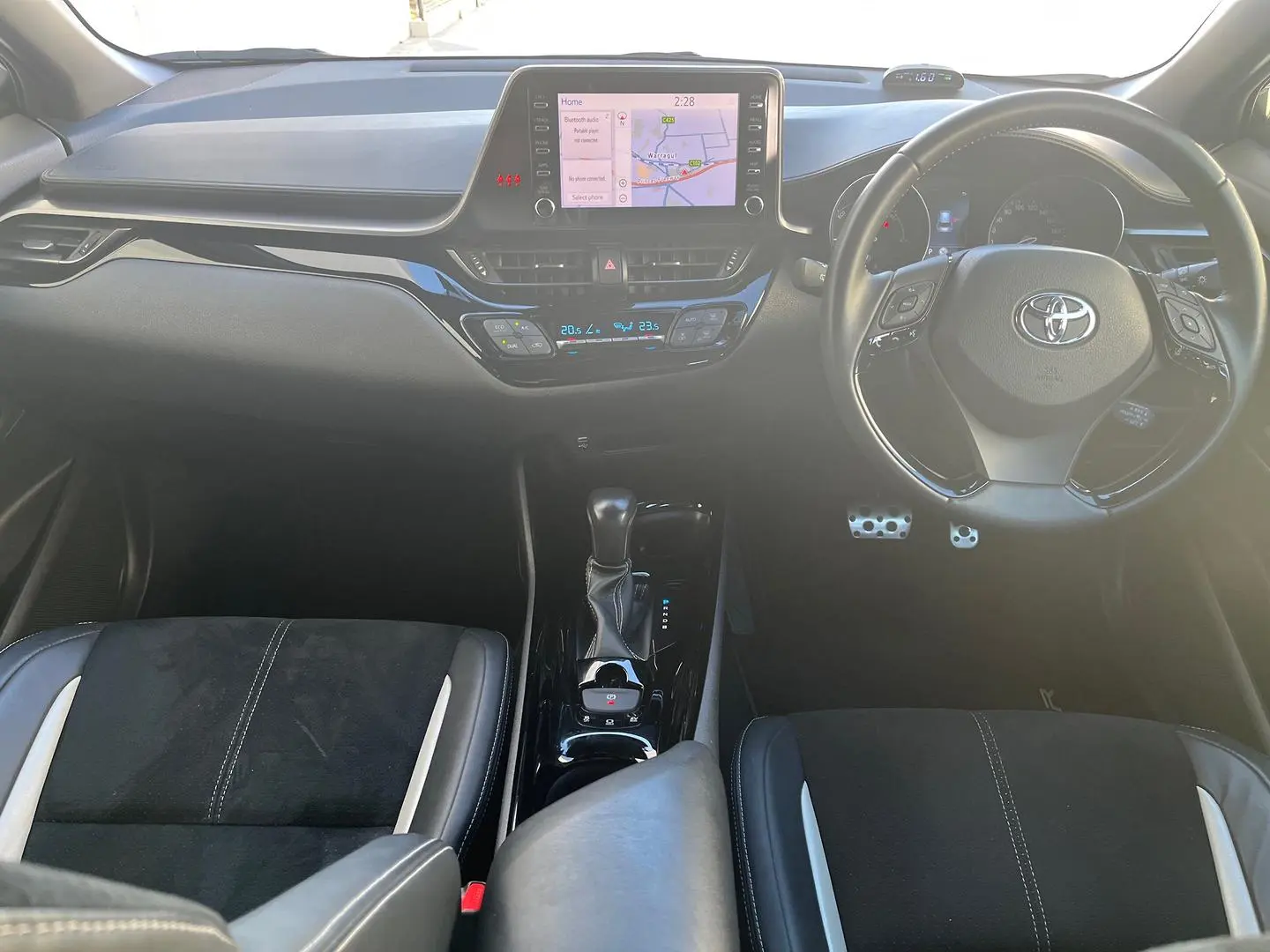 2021 Toyota C-HR Gallery Image 17