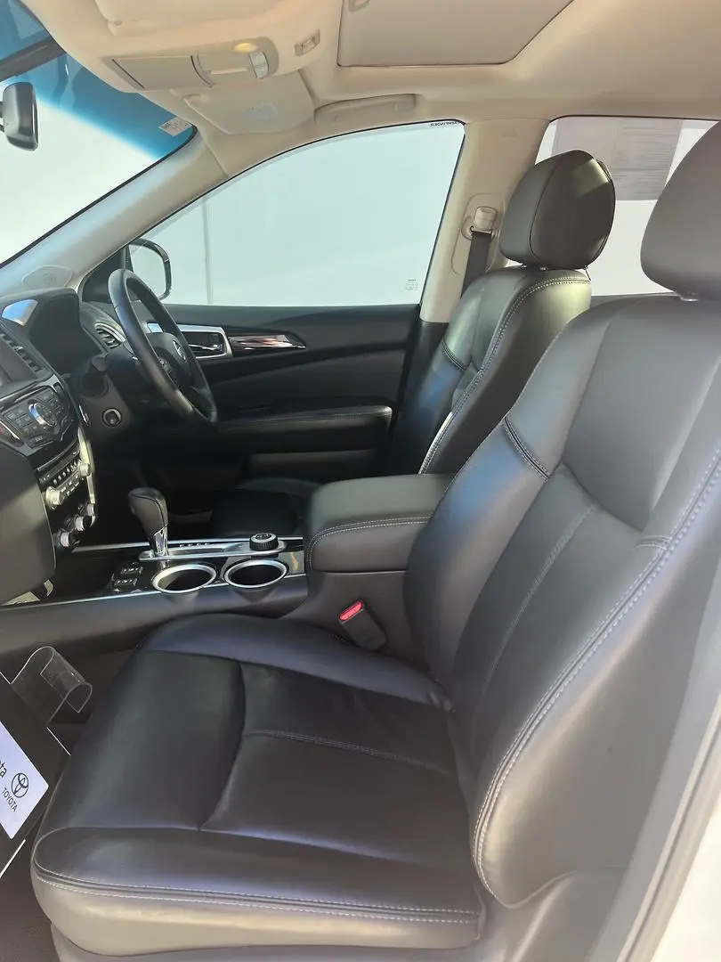 2016 Nissan Pathfinder Gallery Image 6