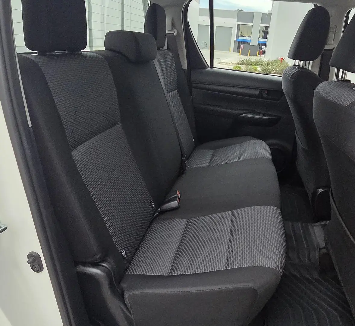 2022 Toyota Hilux Gallery Image 19