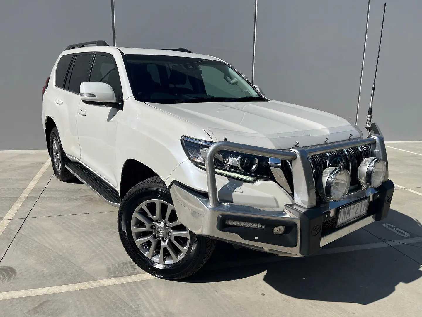 2018 Toyota Landcruiser Prado Gallery Image 1