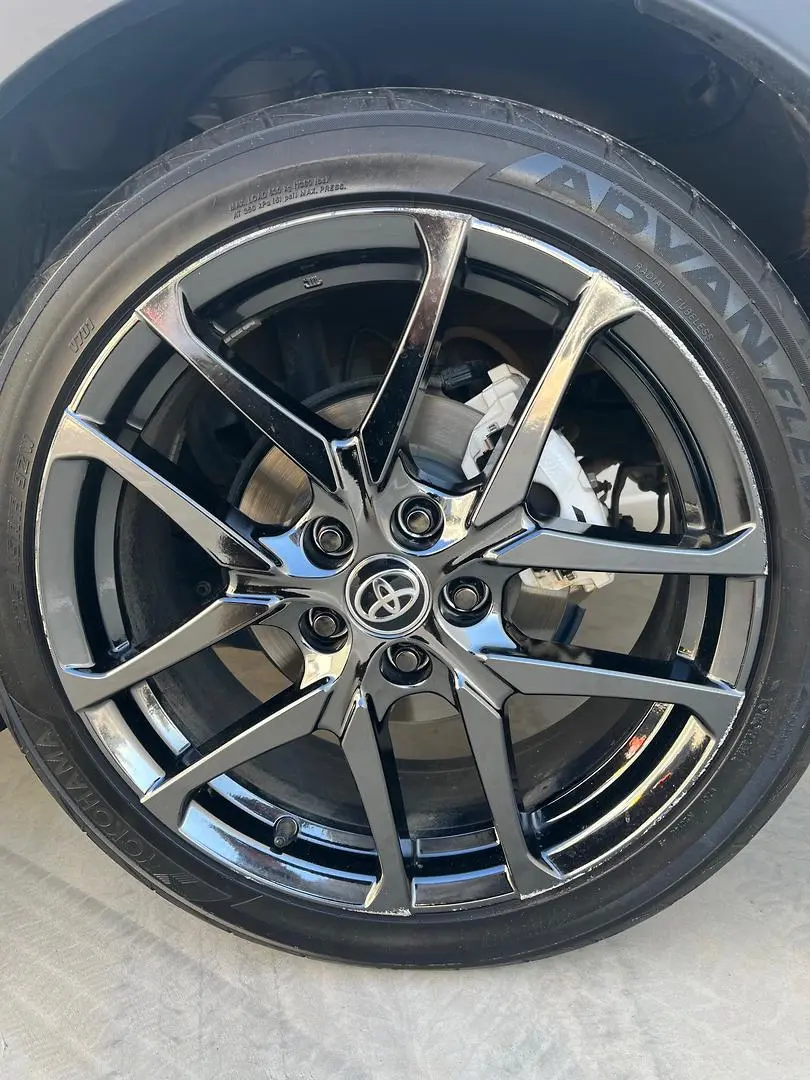 2021 Toyota C-HR Gallery Image 6