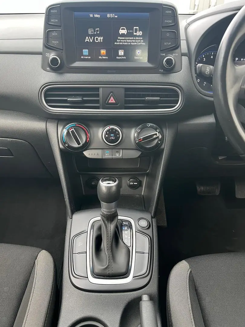 2020 Hyundai Kona Gallery Image 17