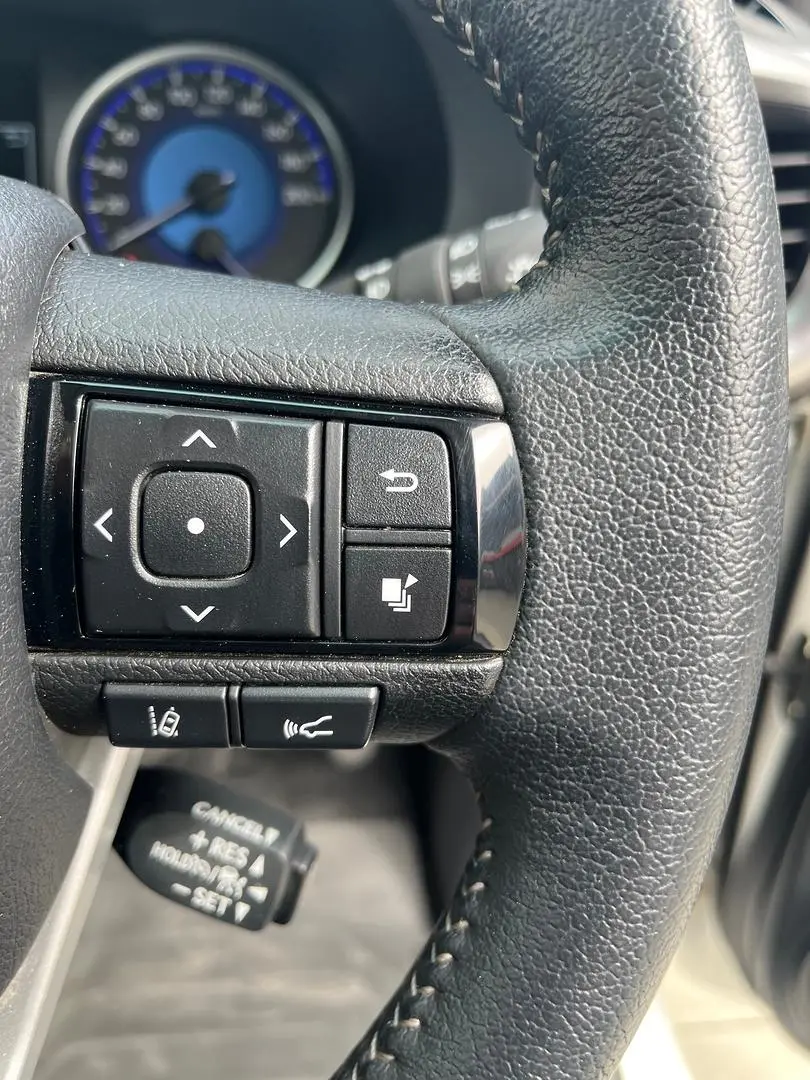 2019 Toyota Hilux Gallery Image 23