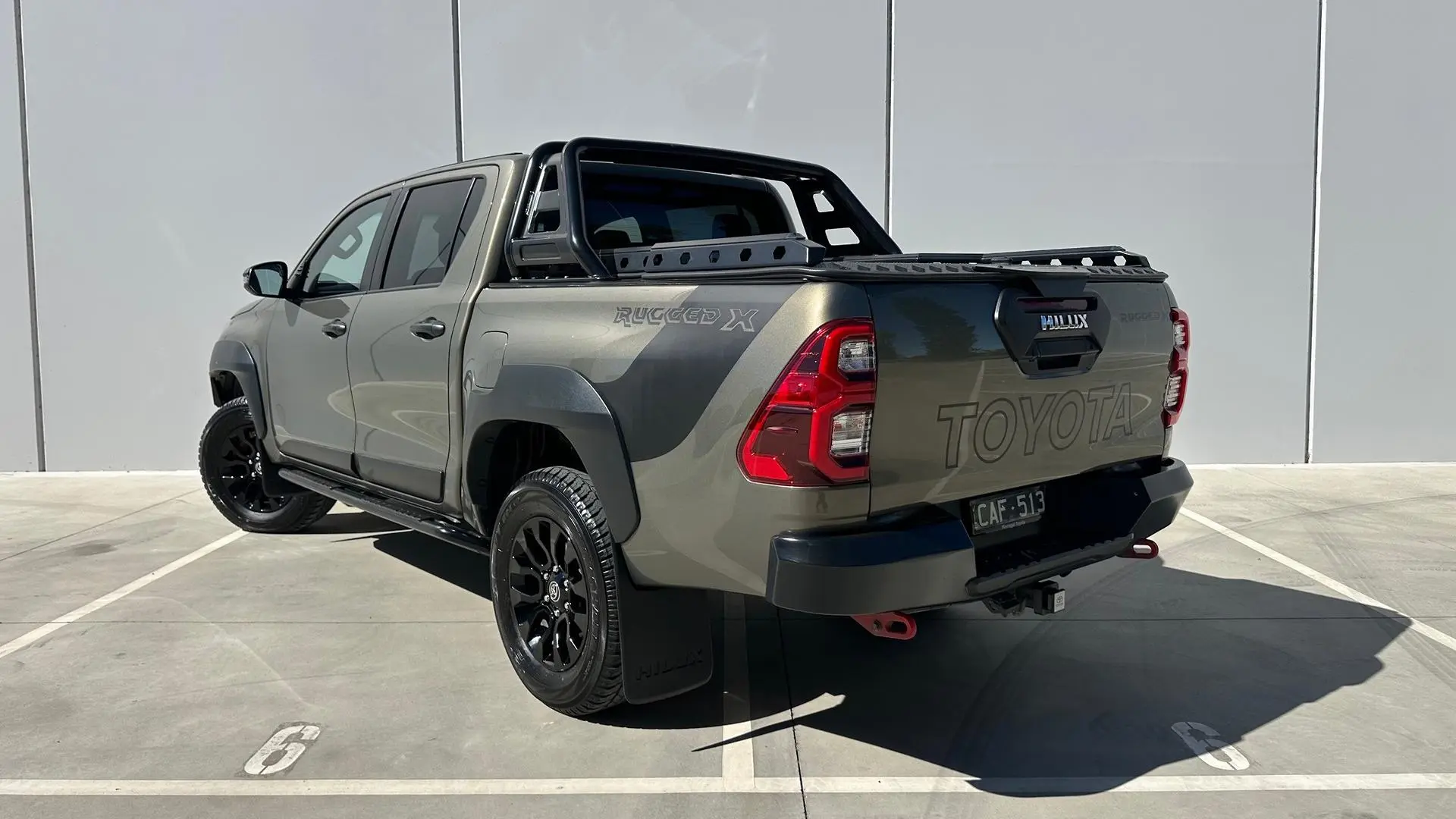 2022 Toyota Hilux Gallery Image 24