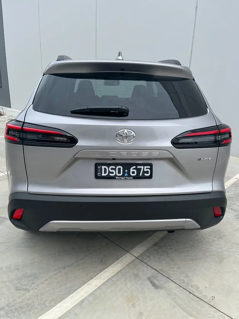 2025 Toyota Corolla Cross Gallery Image 10