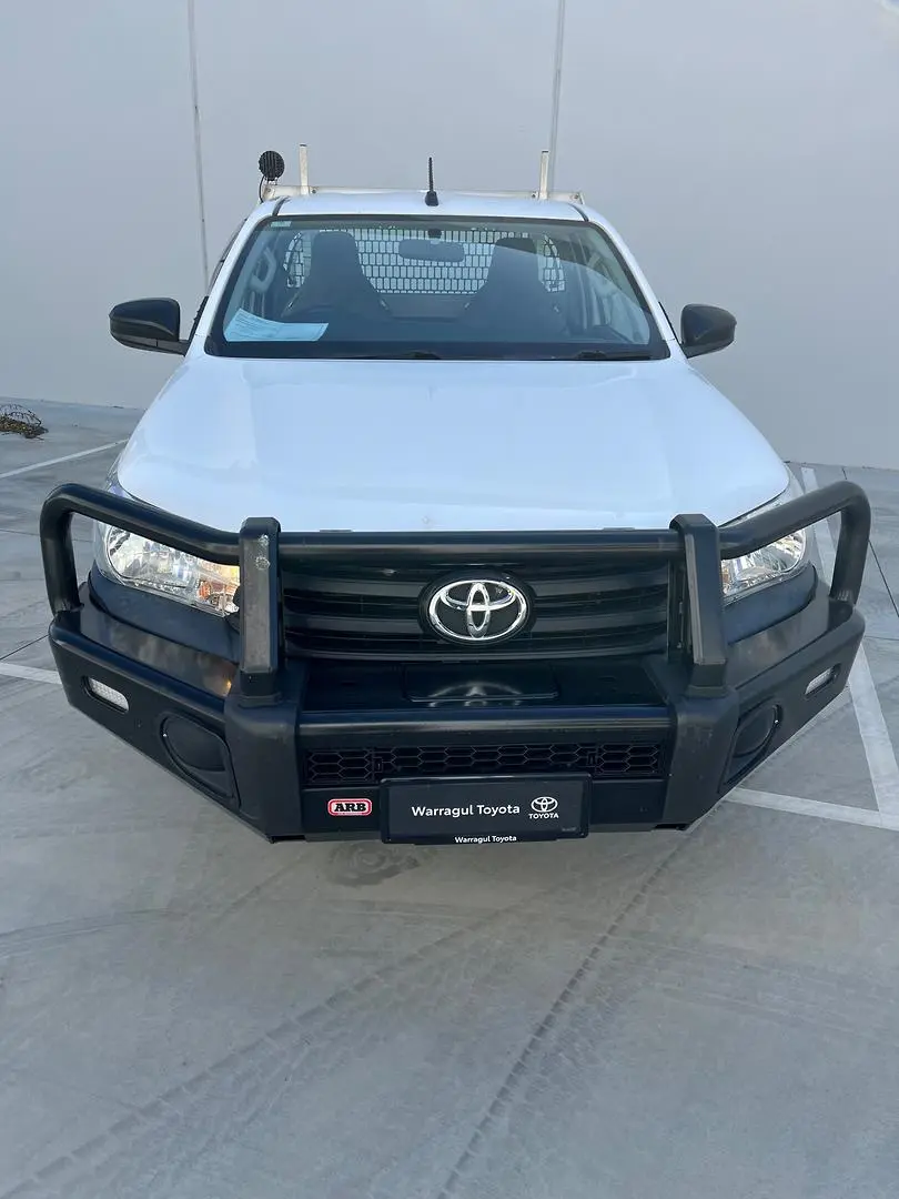 2015 Toyota Hilux Gallery Image 22