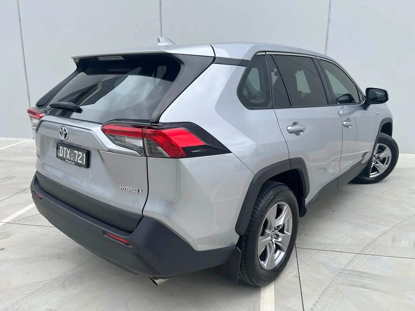 2023 Toyota RAV4 Gallery Image 14