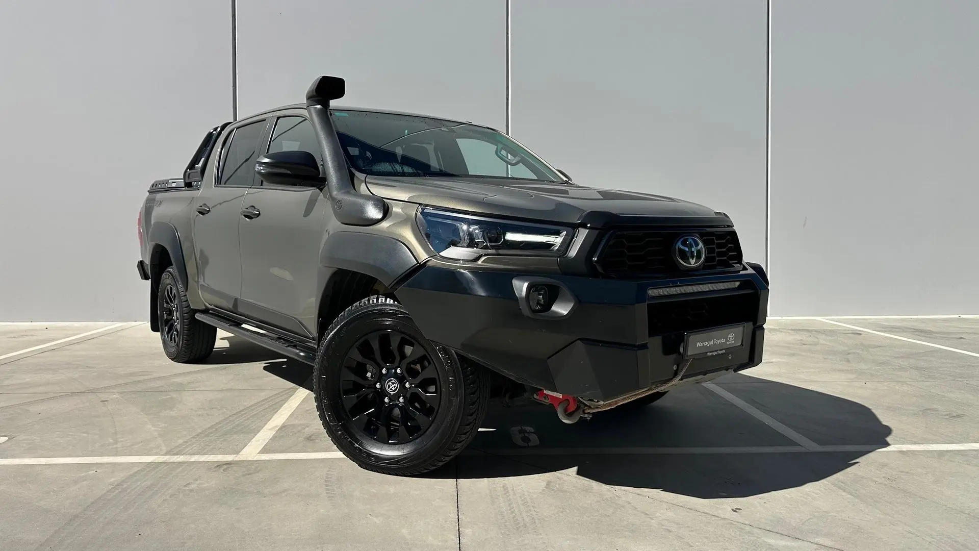 2022 Toyota Hilux Gallery Image 1