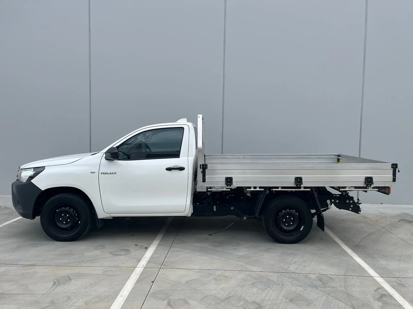 2022 Toyota Hilux Gallery Image 24