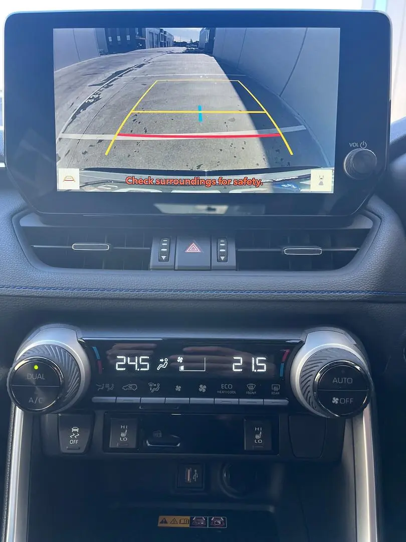 2024 Toyota RAV4 Gallery Image 20