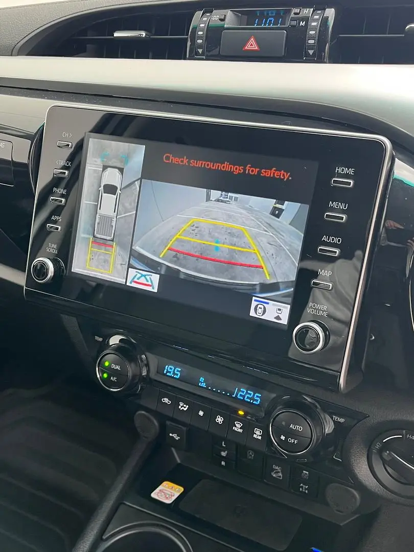 2025 Toyota Hilux Gallery Image 20