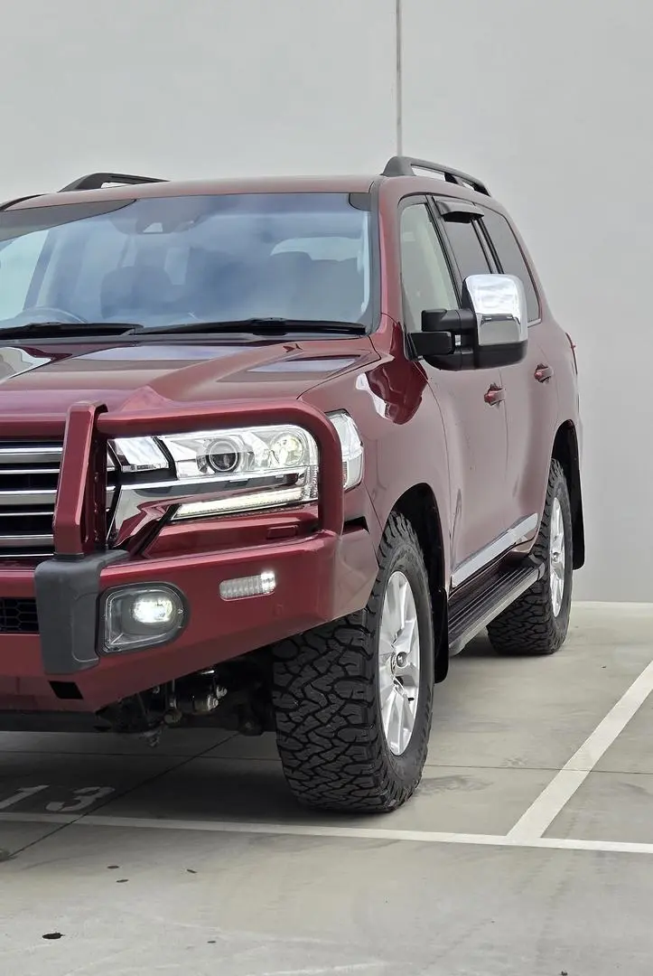 2016 Toyota Landcruiser Gallery Image 4