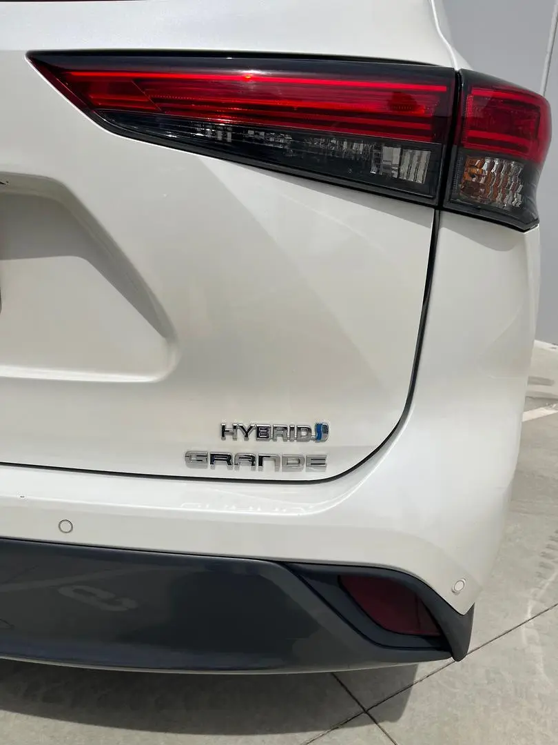 2021 Toyota Kluger Gallery Image 12