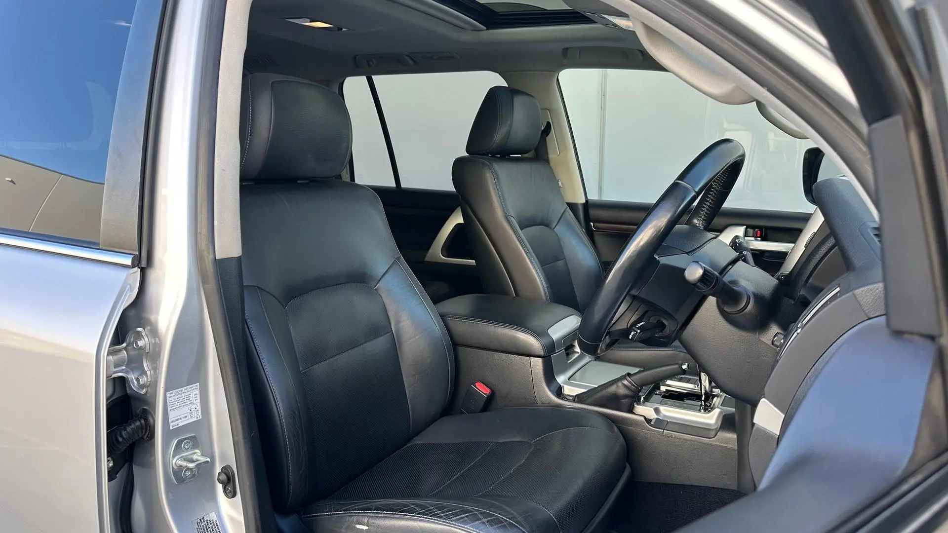 2018 Toyota Landcruiser Gallery Image 9