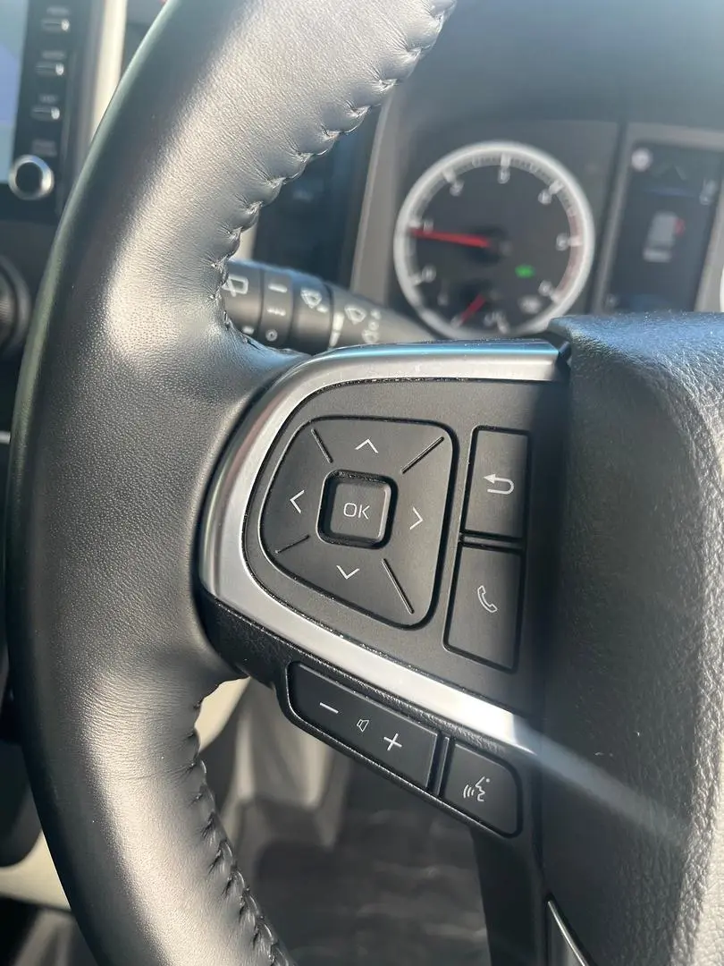 2021 Toyota Hiace Gallery Image 22