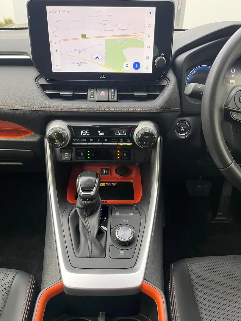 2024 Toyota RAV4 Gallery Image 20
