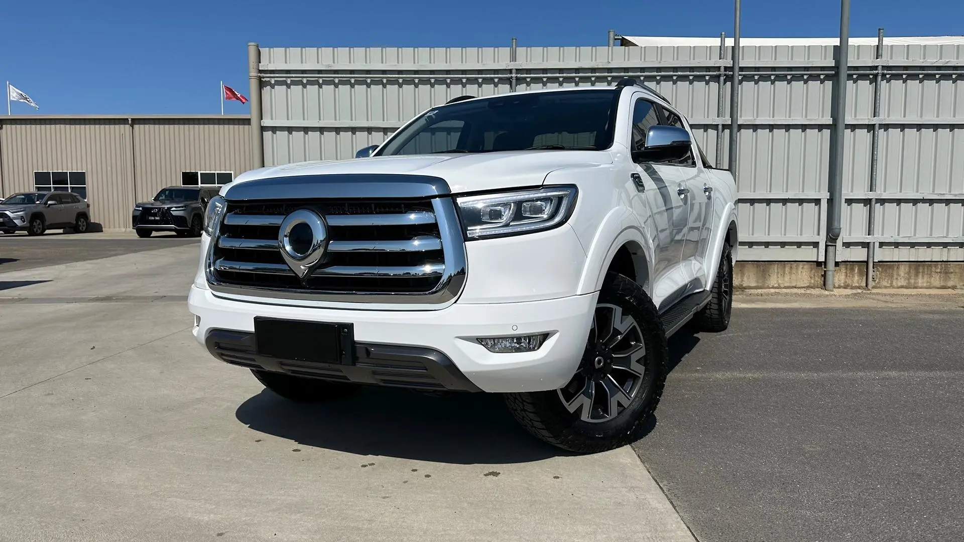 2021 GWM Ute Image 3