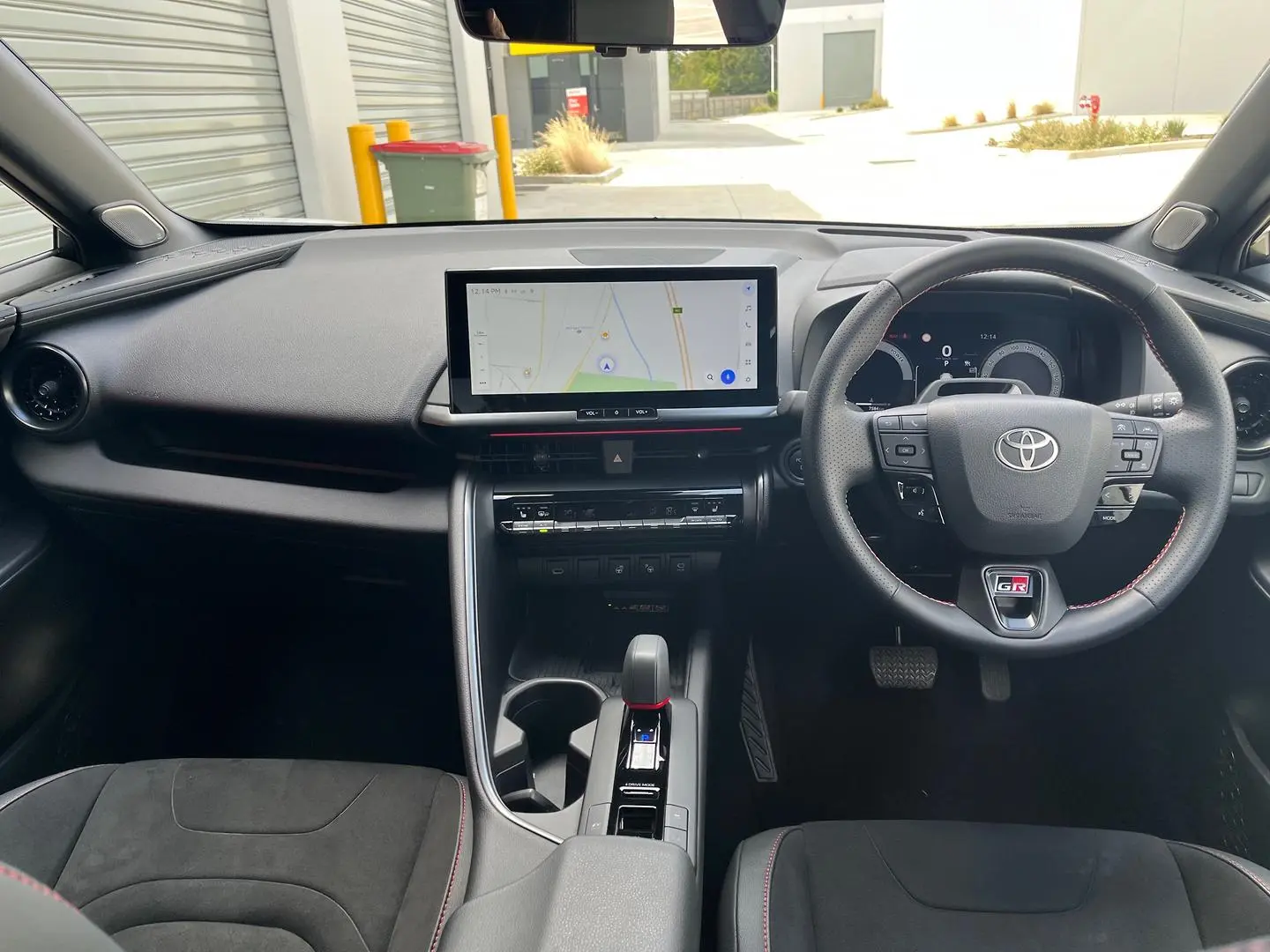 2025 Toyota C-HR Gallery Image 19