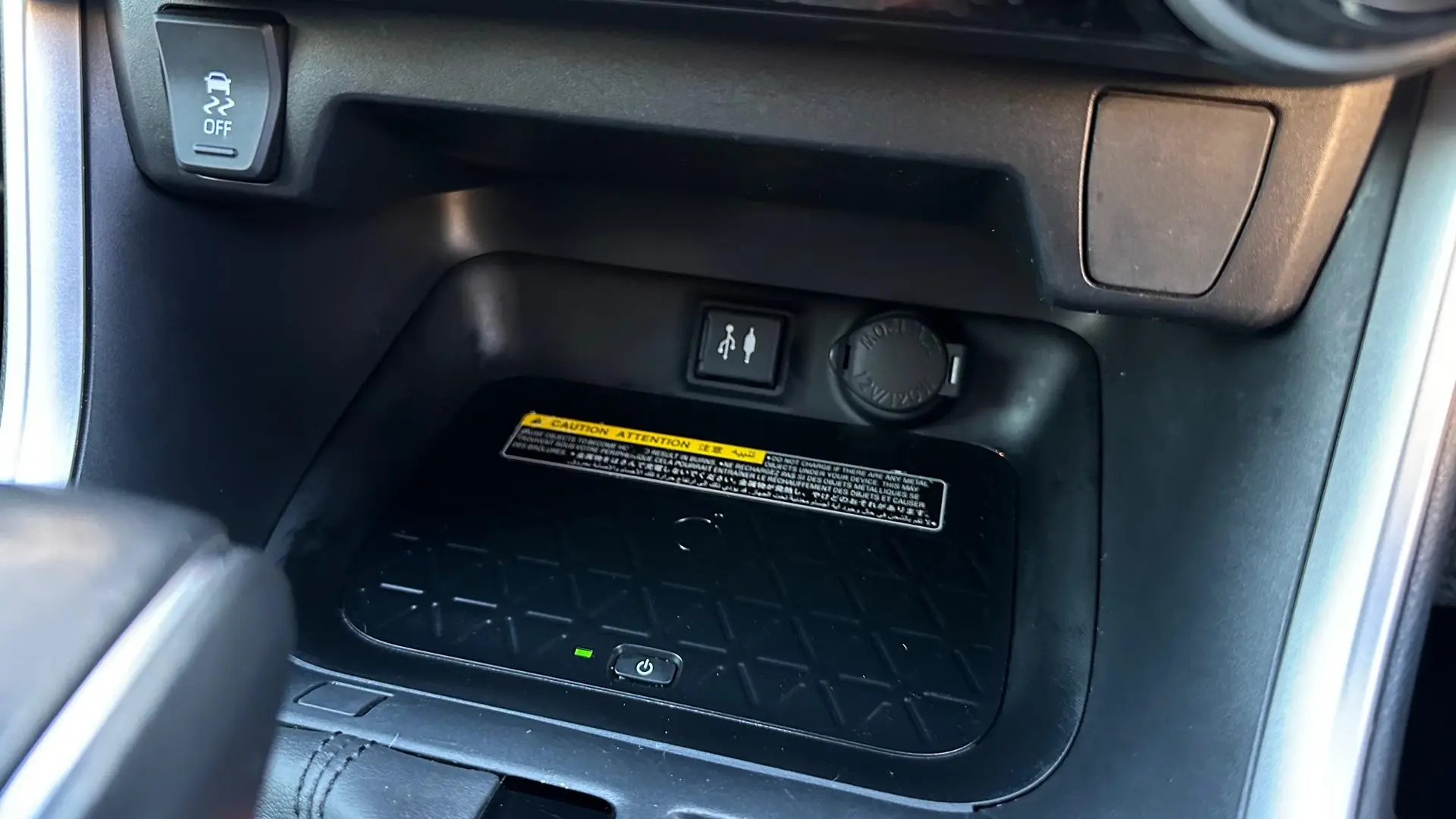 2019 Toyota RAV4 Gallery Image 17