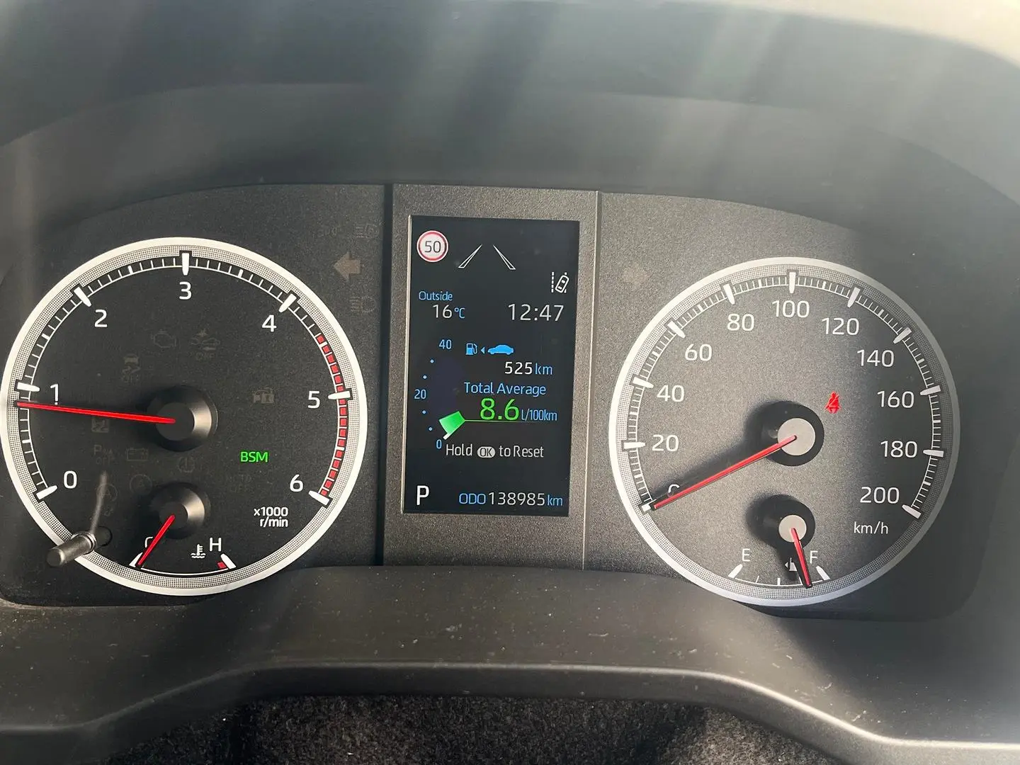 2021 Toyota Hiace Gallery Image 23
