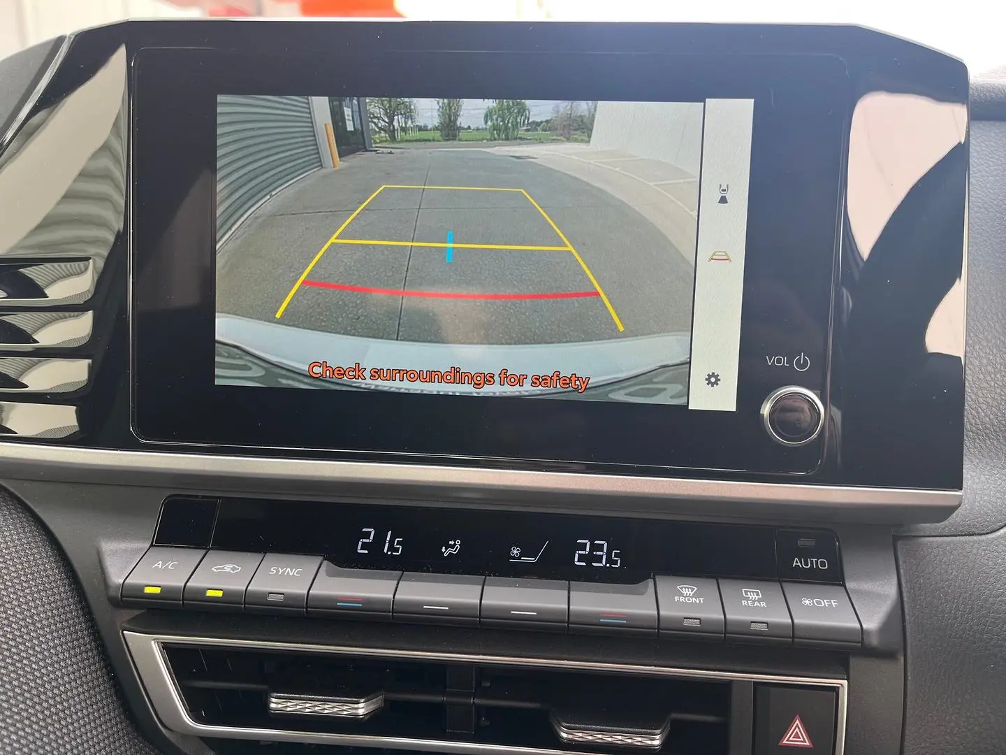 2025 Toyota Camry Gallery Image 20