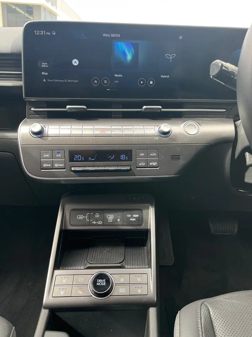 2024 Hyundai Kona Gallery Image 17