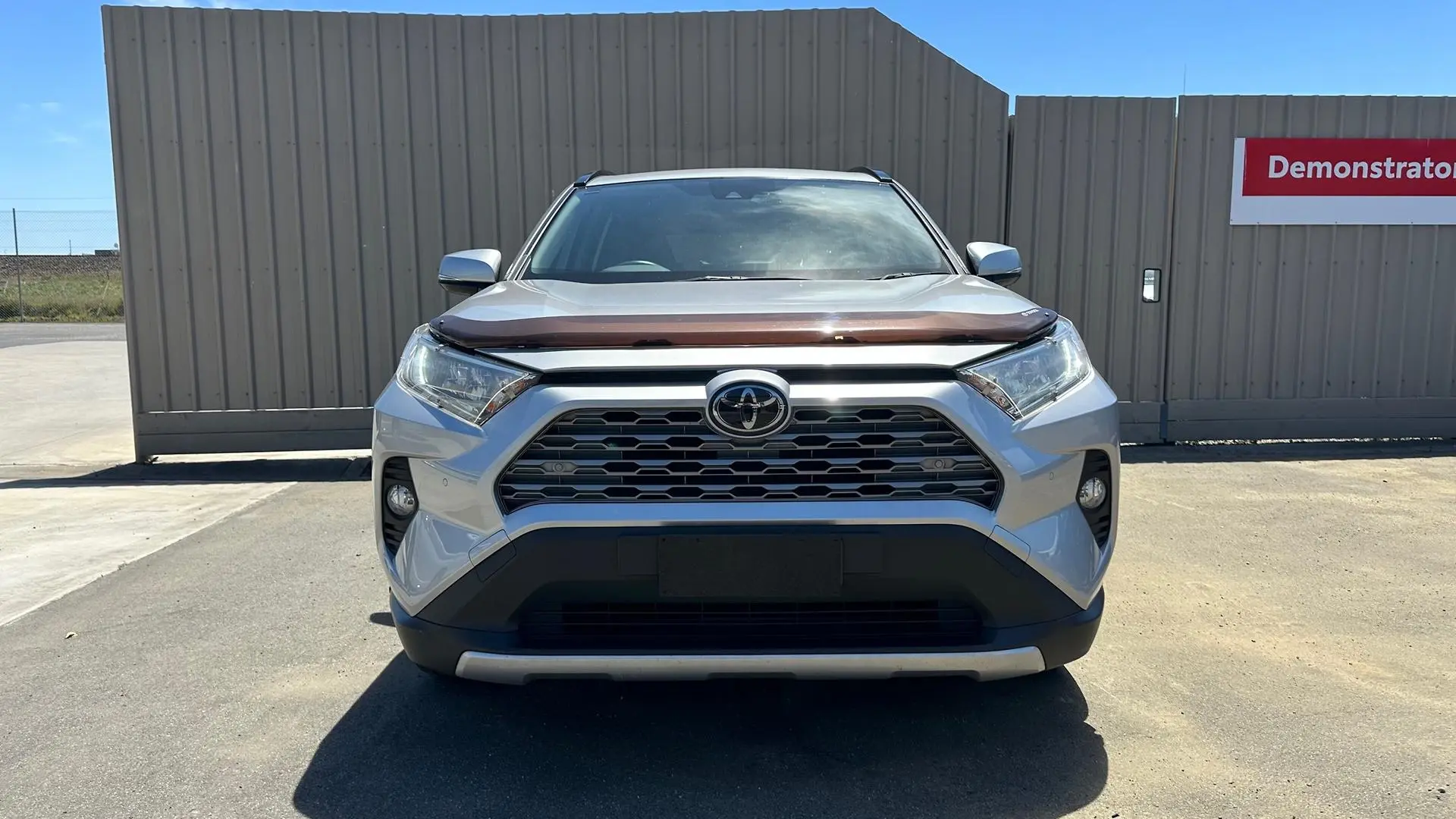 2020 Toyota Rav4 Gallery Image 2