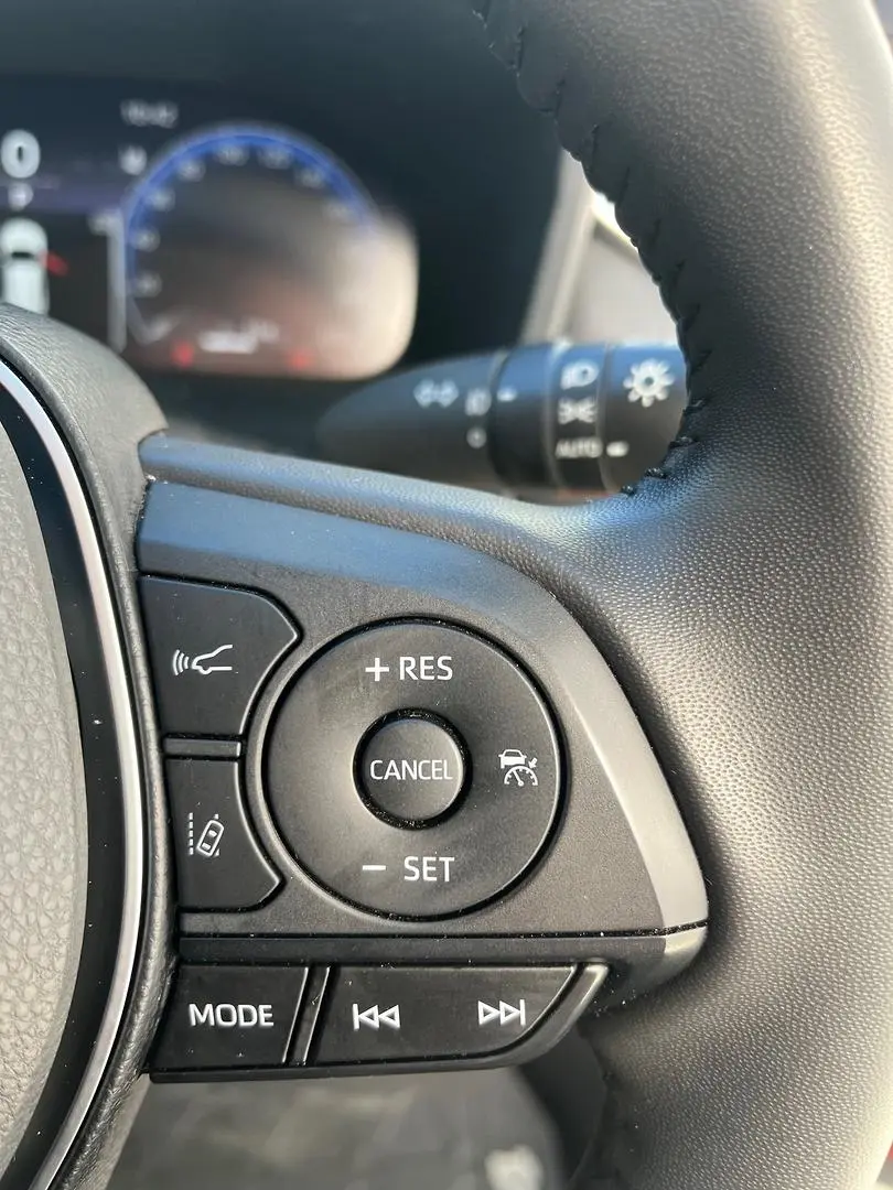 2023 Toyota RAV4 Gallery Image 24