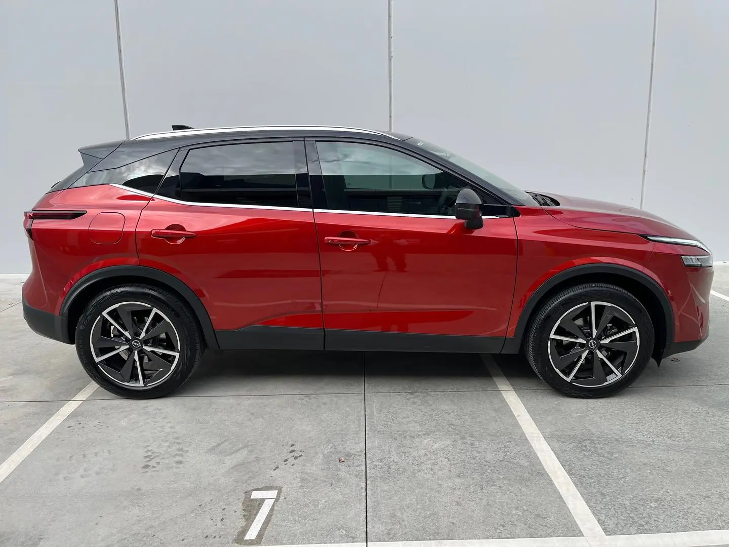 2024 Nissan QASHQAI Gallery Image 13