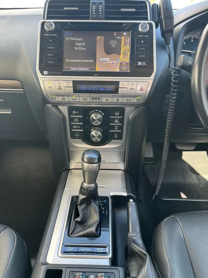 2018 Toyota Landcruiser Prado Gallery Image 22