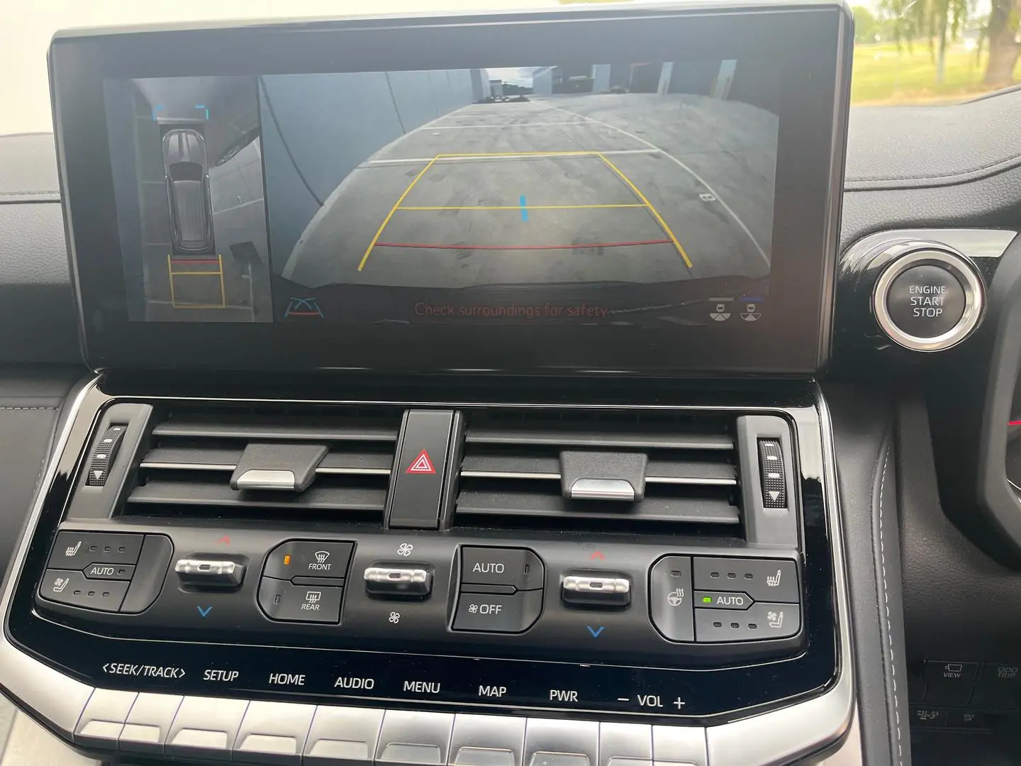 2023 Toyota Landcruiser Gallery Image 23