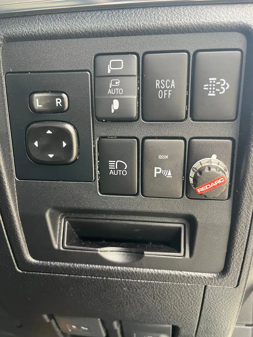 2021 Toyota Landcruiser Gallery Image 22