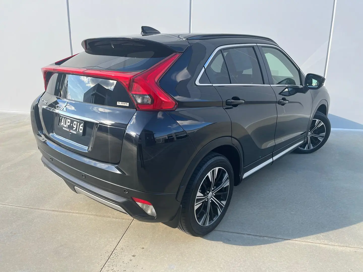 2018 Mitsubishi Eclipse Cross Gallery Image 11