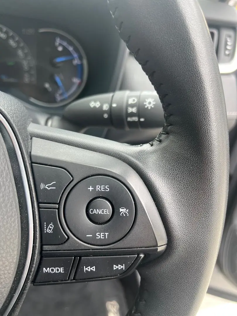 2023 Toyota RAV4 Gallery Image 25