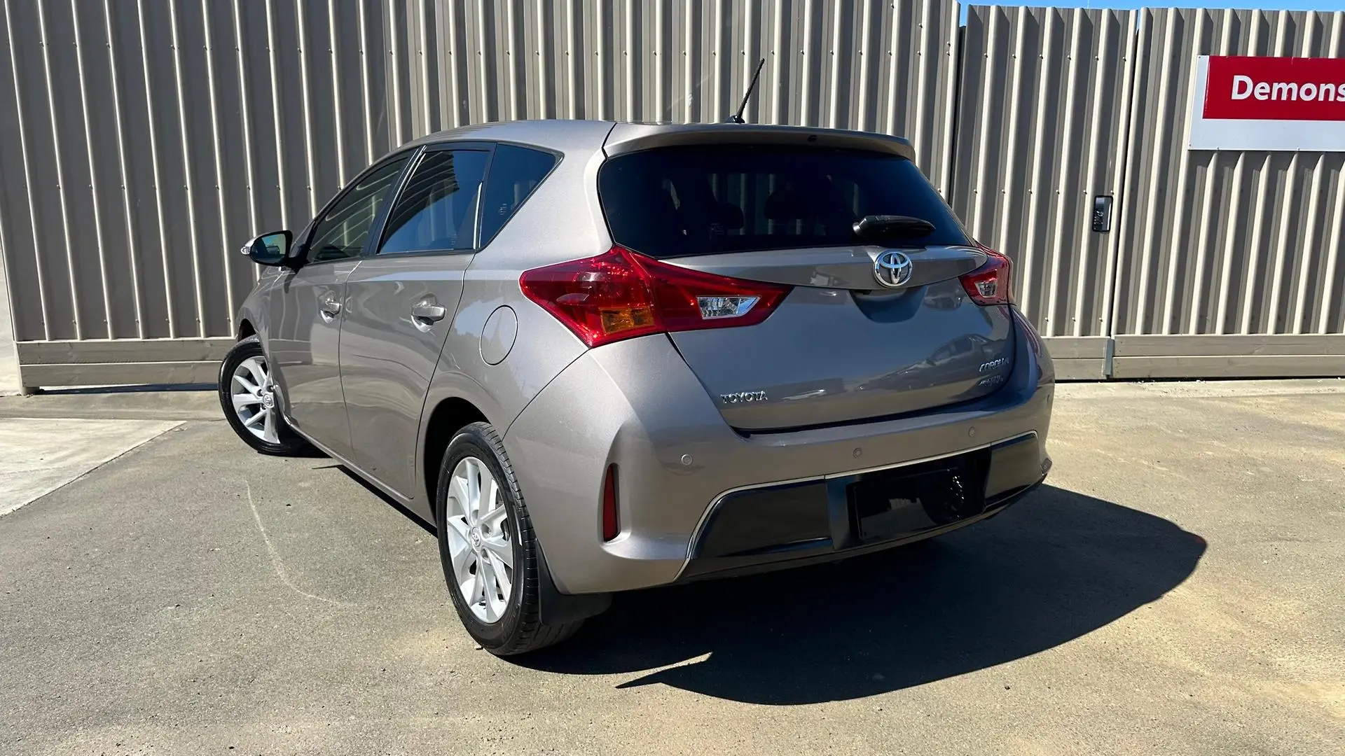 2014 Toyota Corolla Gallery Image 9