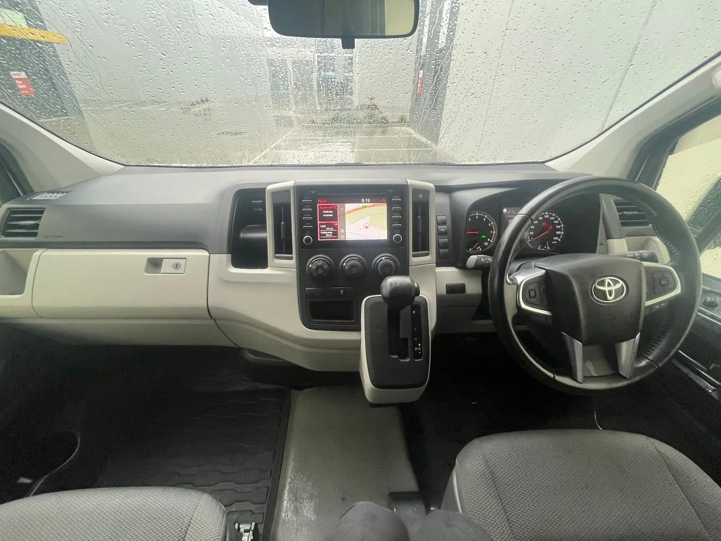 2019 Toyota Hiace Gallery Image 16