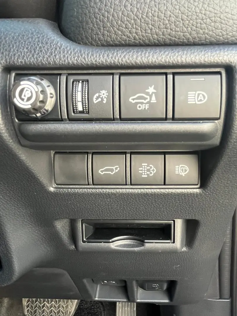 2026 Toyota Landcruiser Prado Gallery Image 18