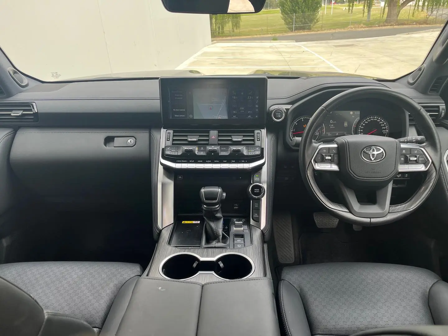 2023 Toyota Landcruiser Gallery Image 21